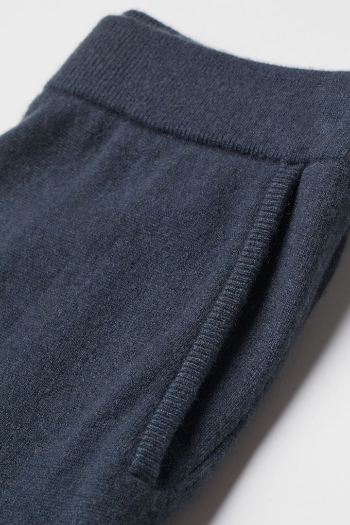 Fine-knit Cashmere Joggers