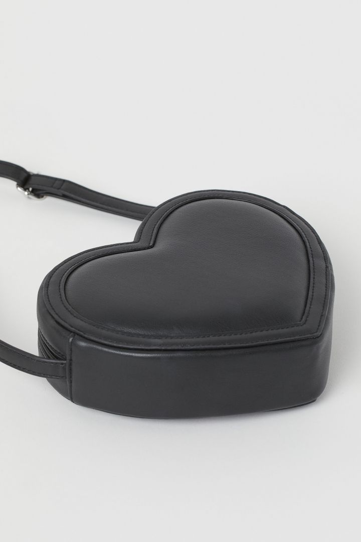 H&m 2025 heart bag